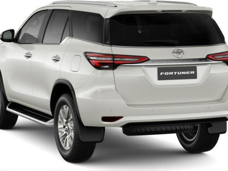 xe-toyota-fortuner-2023-3